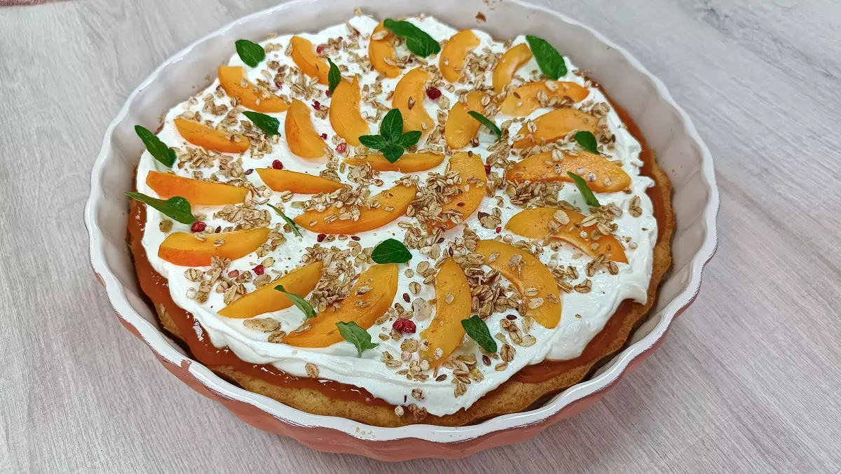 VIDEO: Crostata con yogurt e granola