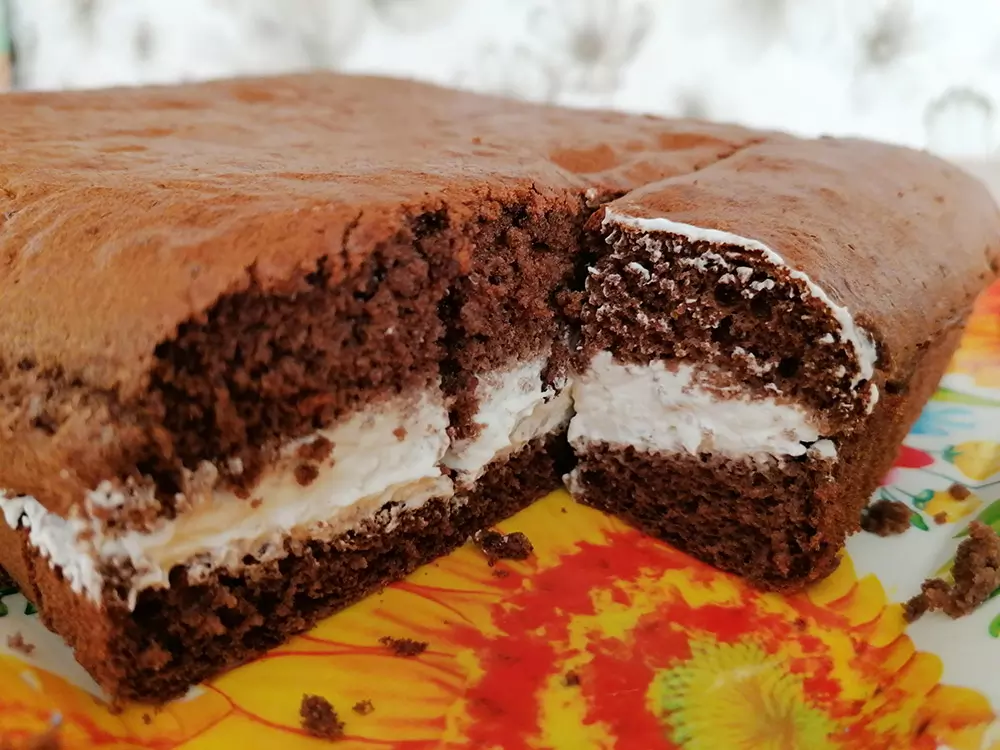 Pan di Spagna con crema al mascarpone