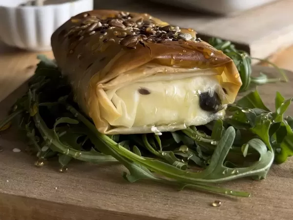 VIDEO: Involtini di feta con semi