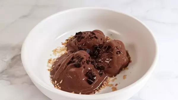 VIDEO: Gelato al cioccolato fatto in casa