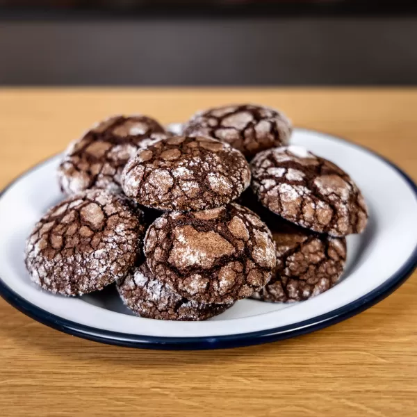 Biscotti screpolati al cioccolato