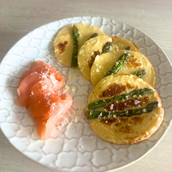 VIDEO: Mini pancake salati con asparagi