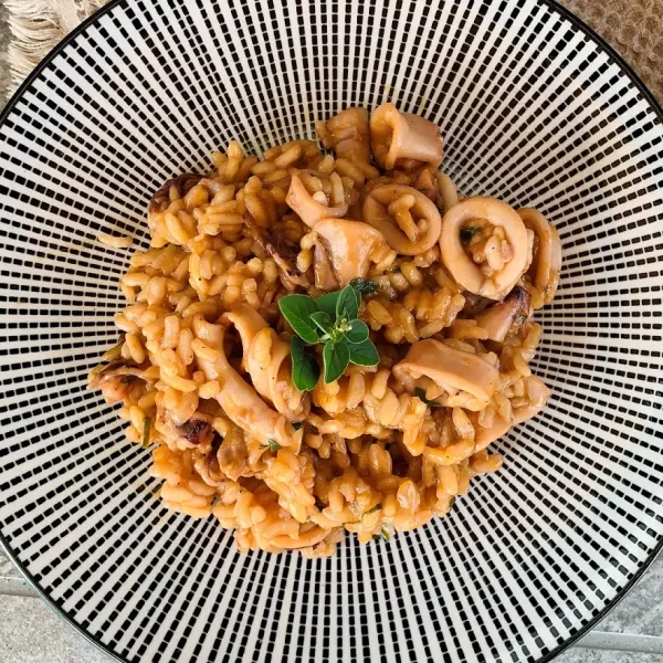 Risotto con calamari